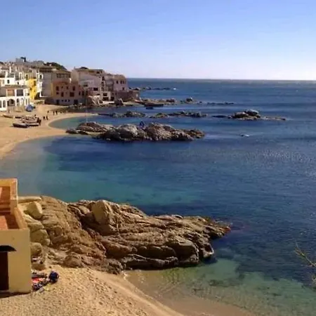Con Piscina En Calella De Palafrugell, Parking Gratuito